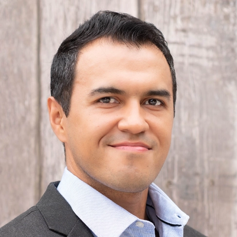 cesar-c-headshot
